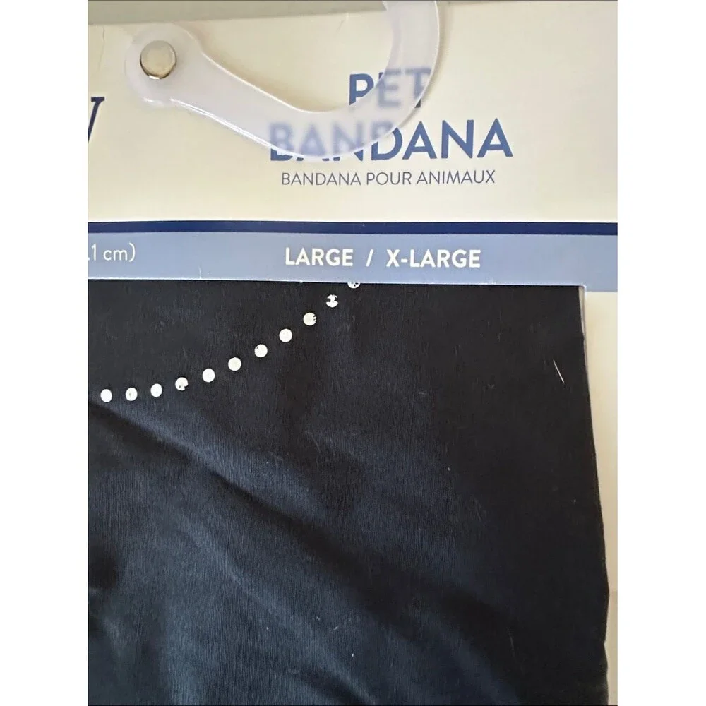 Top Paw “Jetsetter” Pet Bandana Size L/XL Travel Dog Scar